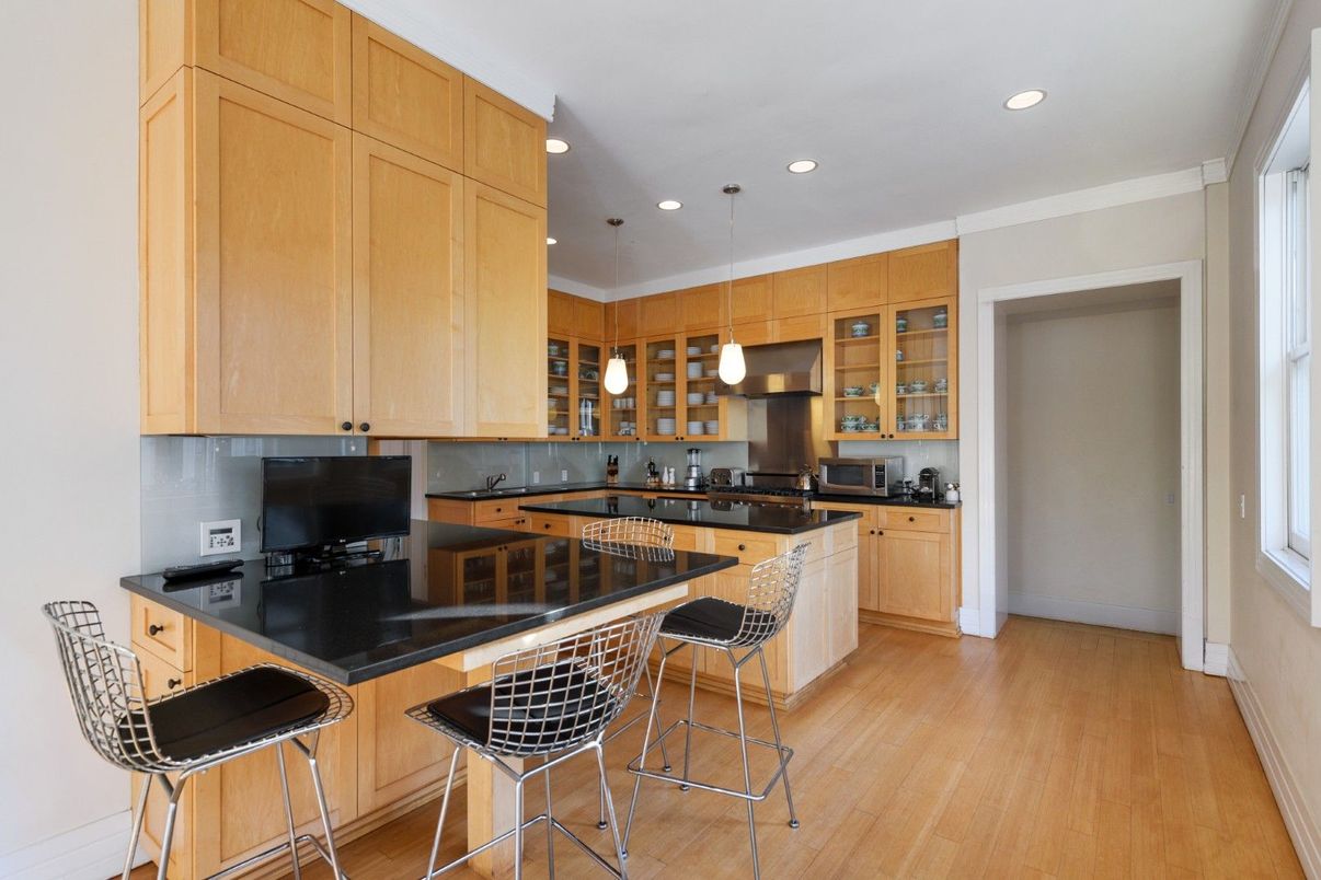 Interior, Kitchen, Pendant Lights, Recessed Lighting, Wood Texture Flooring