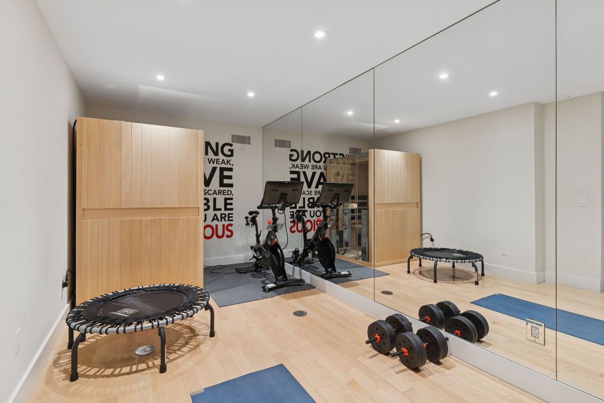 Fitness Equipment, Interior, Recessed Lighting, Wood Texture Flooring