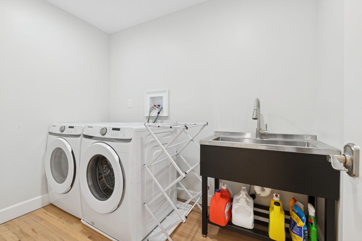 DE Listing image placeholder