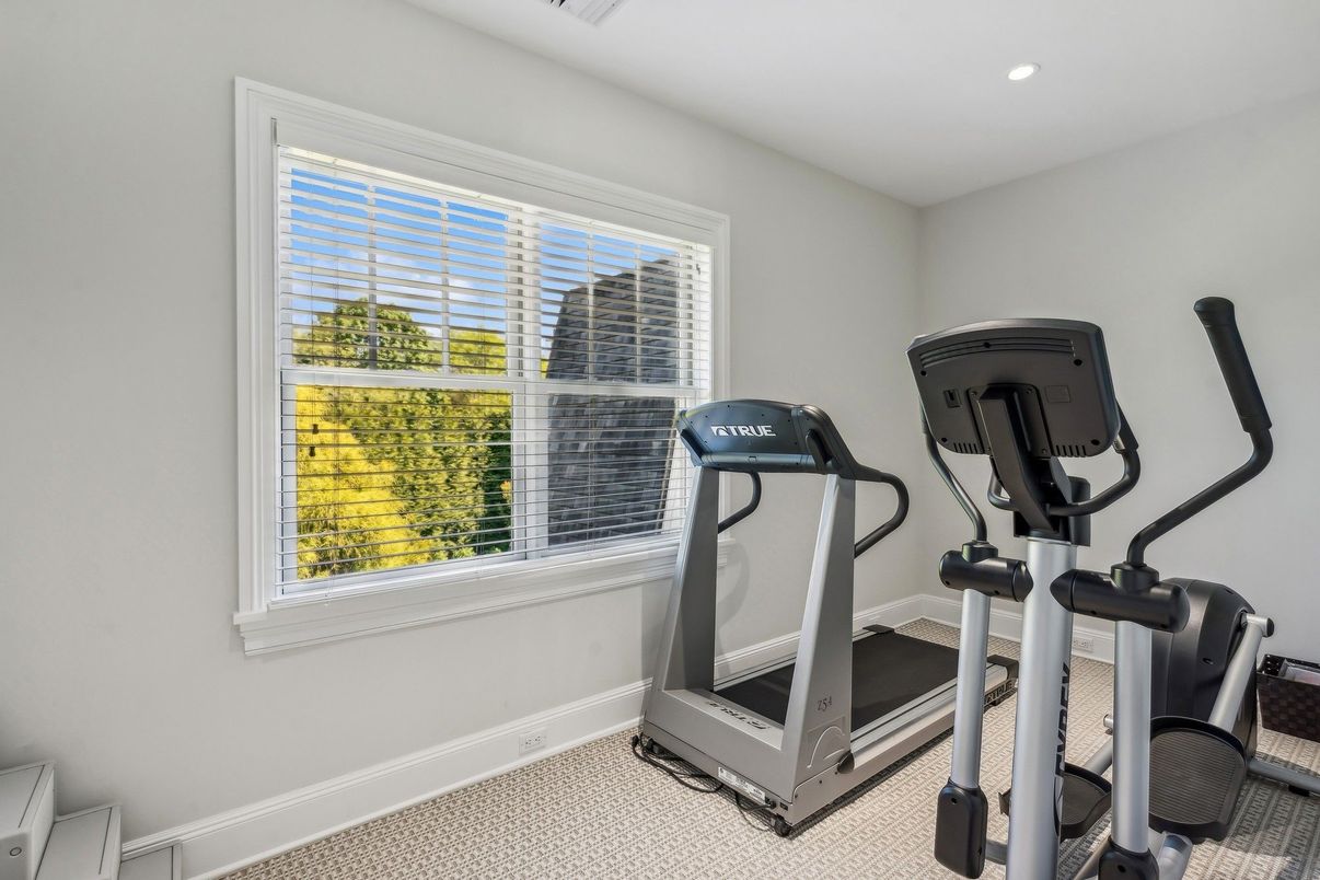 Fitness Equipment, Interior, Recessed Lighting