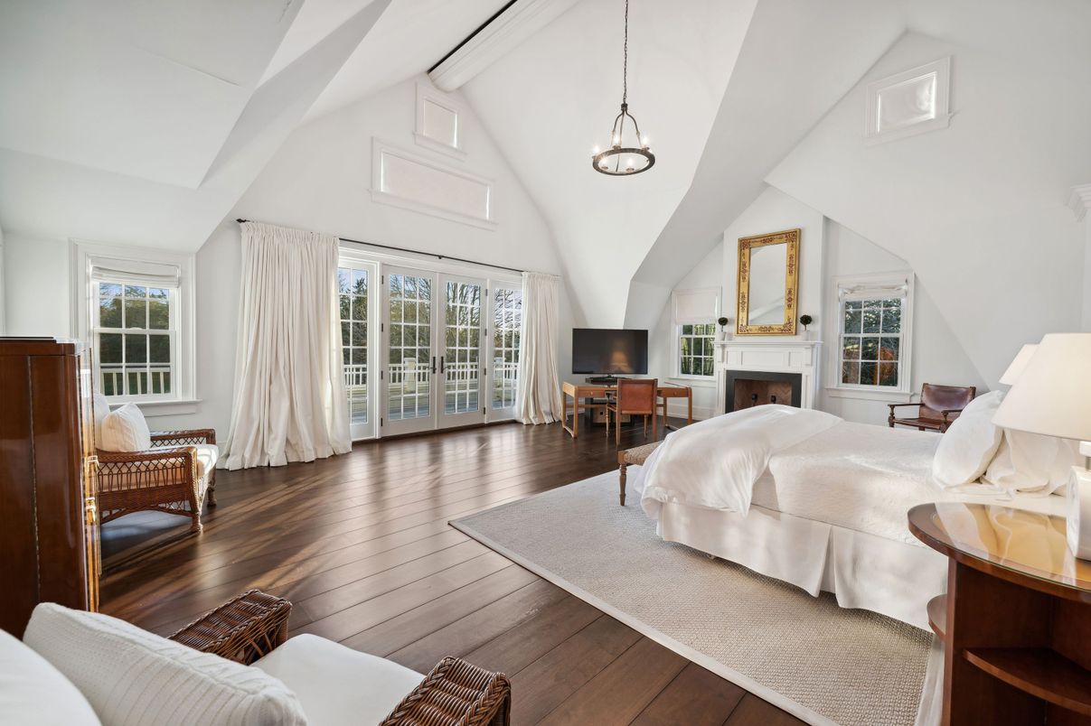 Bedroom, Fireplace, Interior, Pendant Lights, Wood Texture Flooring