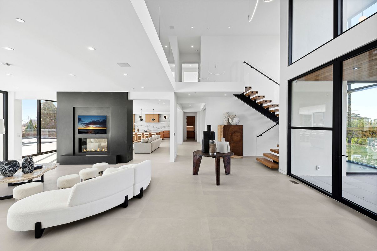 Fireplace, Interior, Living room, Recessed Lighting