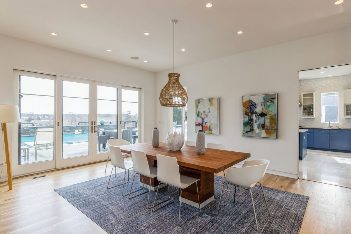Dining room, Interior, Pendant Lights, Recessed Lighting, Water, Wood Texture Flooring