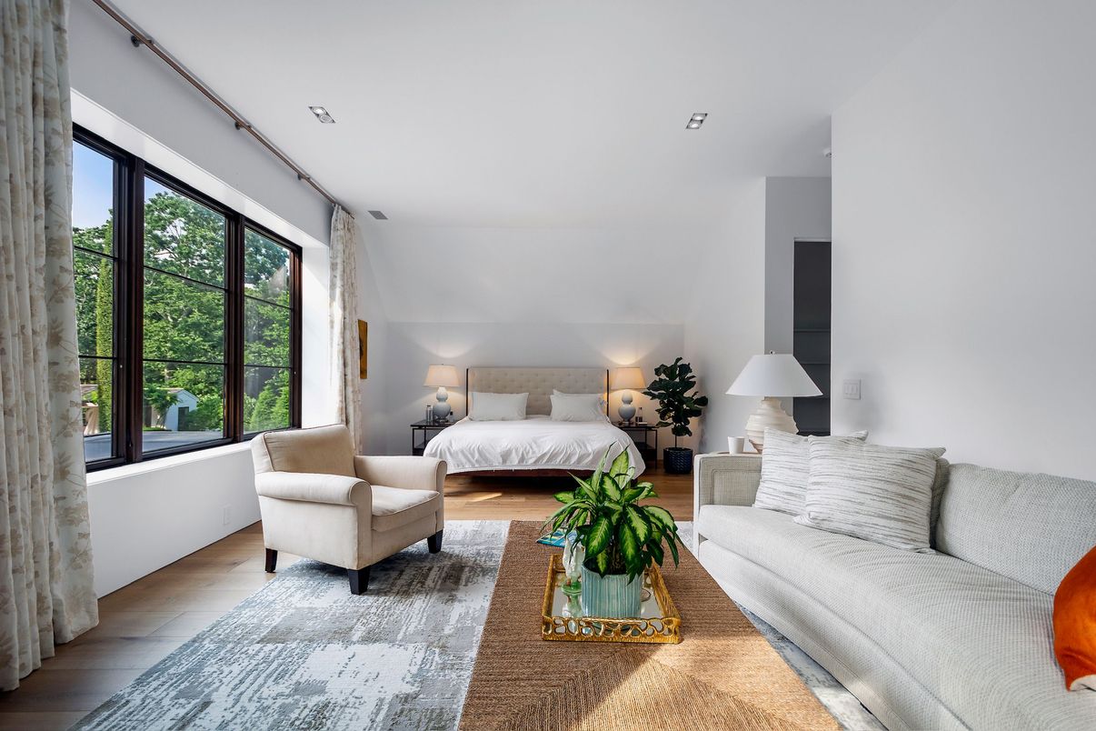 Bedroom, Interior, Living room, Recessed Lighting, Wood Texture Flooring