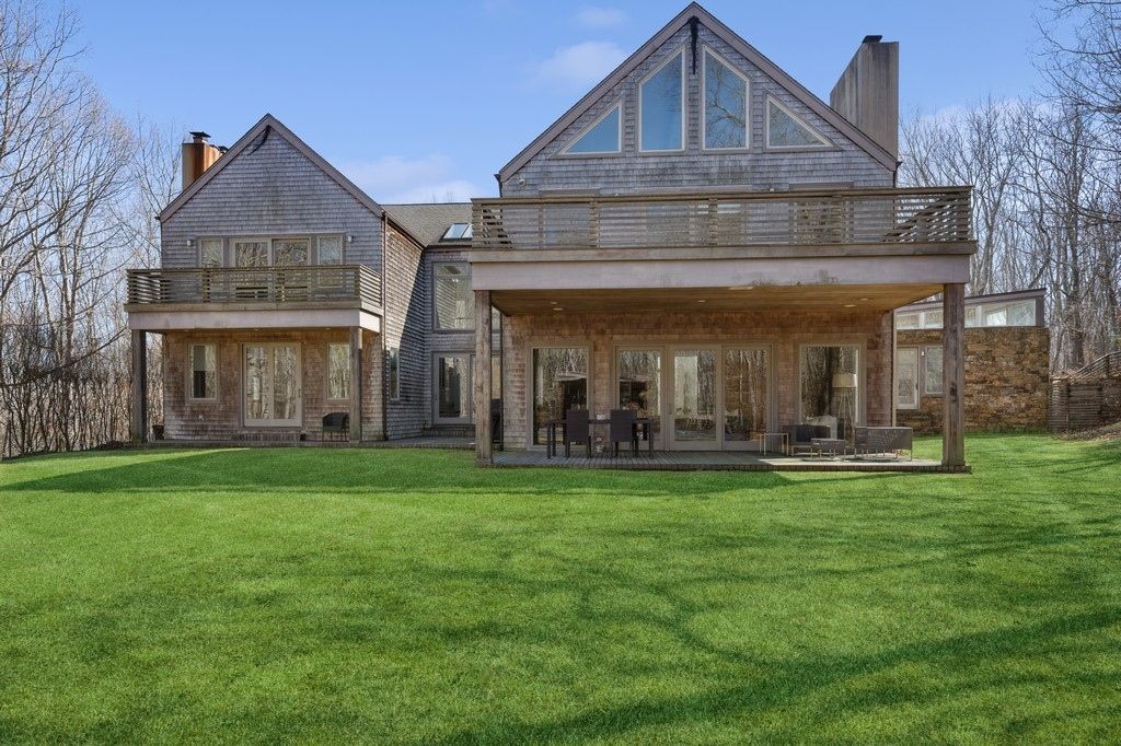 Backyard, Exterior, Facade, Log Home