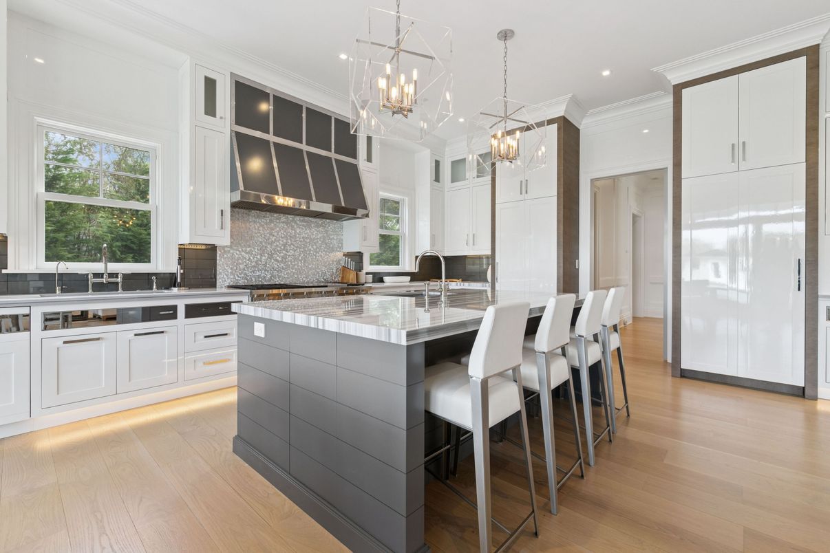 Interior, Kitchen, Pendant Lights, Recessed Lighting, Wood Texture Flooring