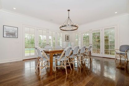 Chandelier, Dining room, Interior, Recessed Lighting, Wood Texture Flooring