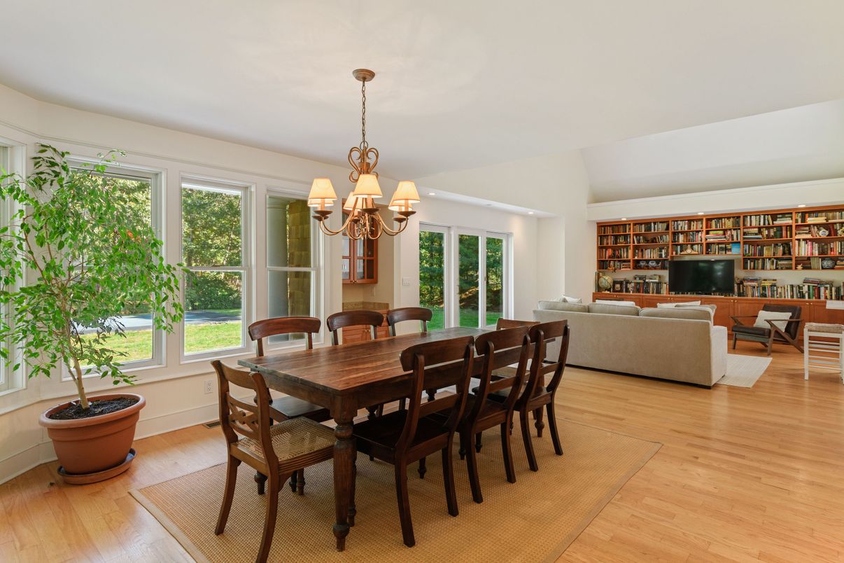 Chandelier, Dining room, Interior, Living room, Wood Texture Flooring
