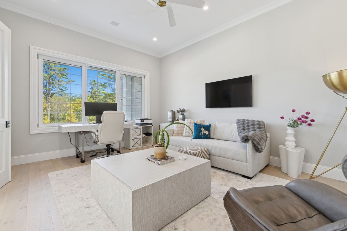 Home Office, Interior, Living room, Recessed Lighting, Wood Texture Flooring