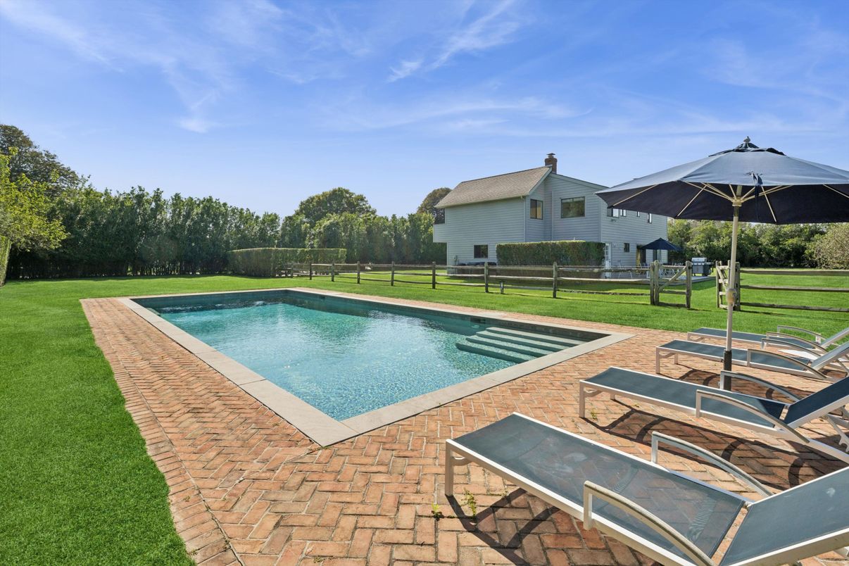 Backyard, Exterior, Pool