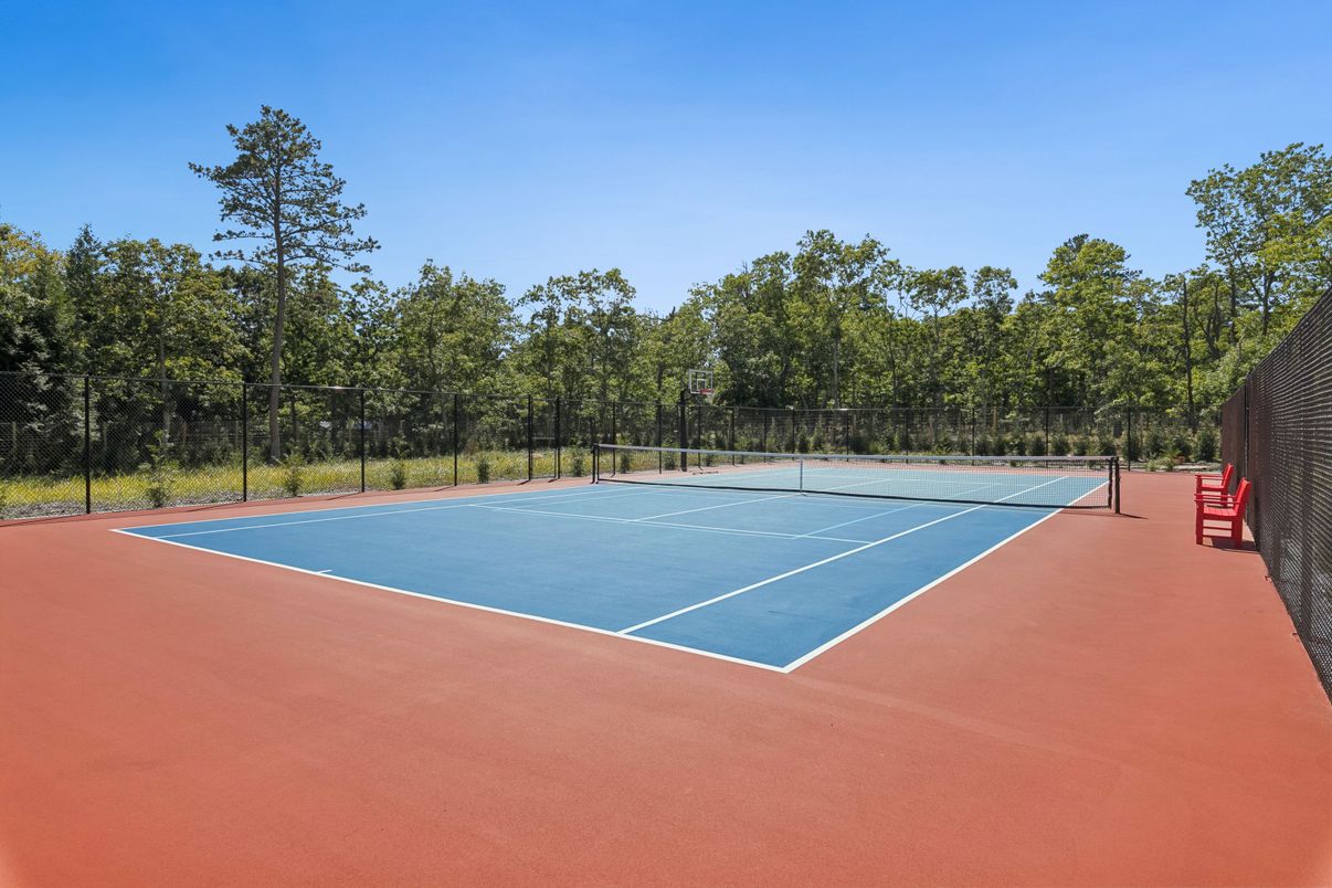 Exterior, Tennis Courts
