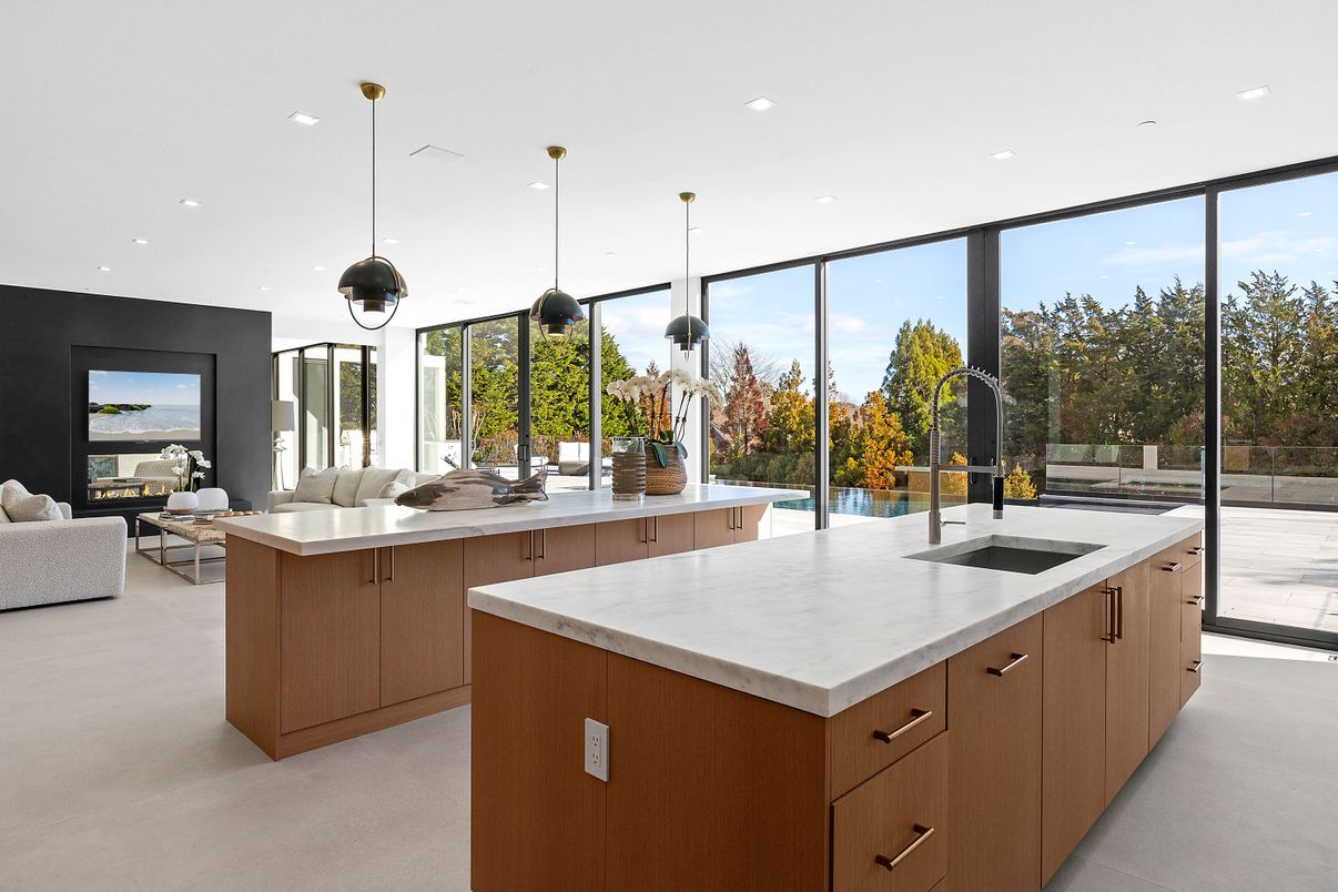 Interior, Kitchen, Living room, Pendant Lights, Recessed Lighting, Water