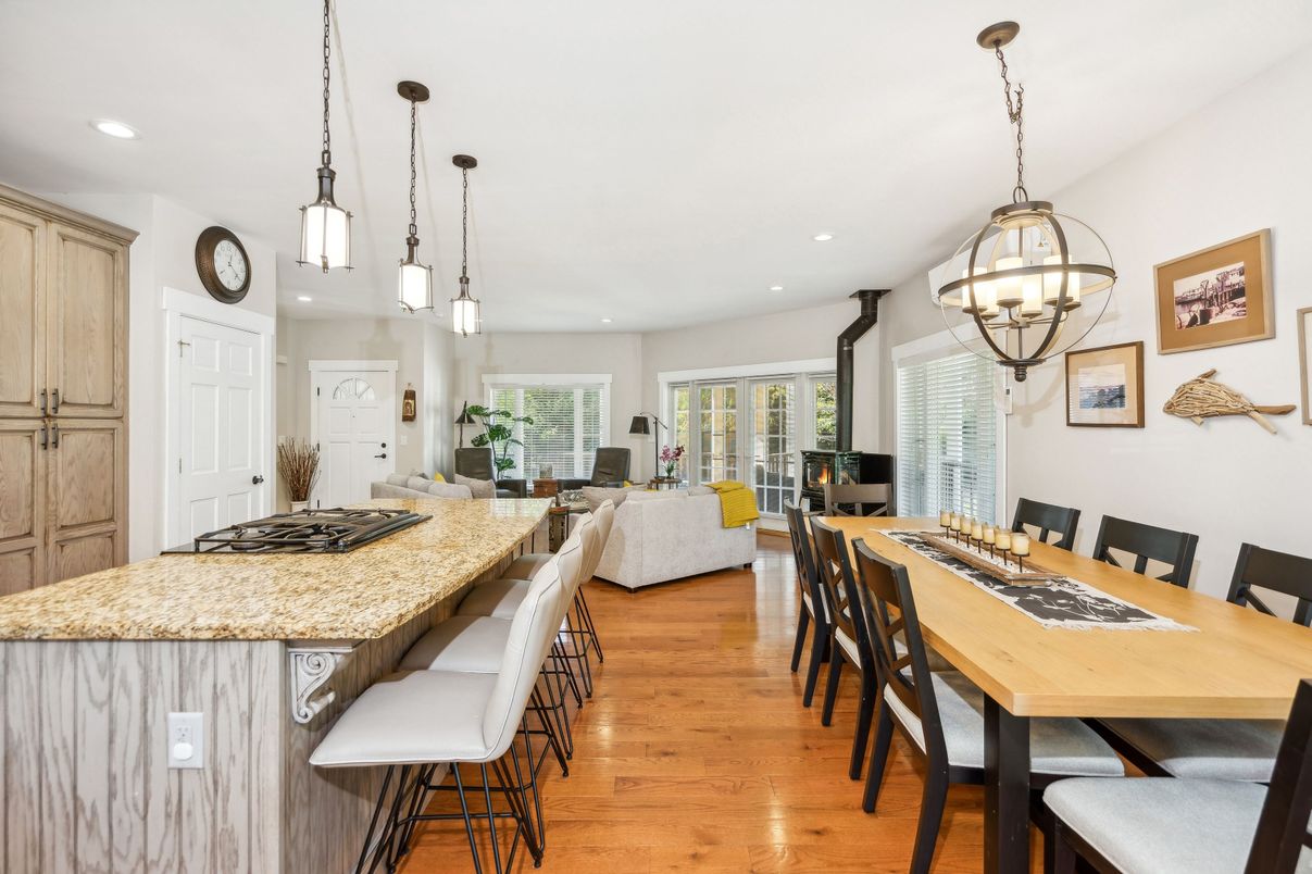 Chandelier, Dining room, Interior, Kitchen, Living room, Pendant Lights, Recessed Lighting, Wood Texture Flooring