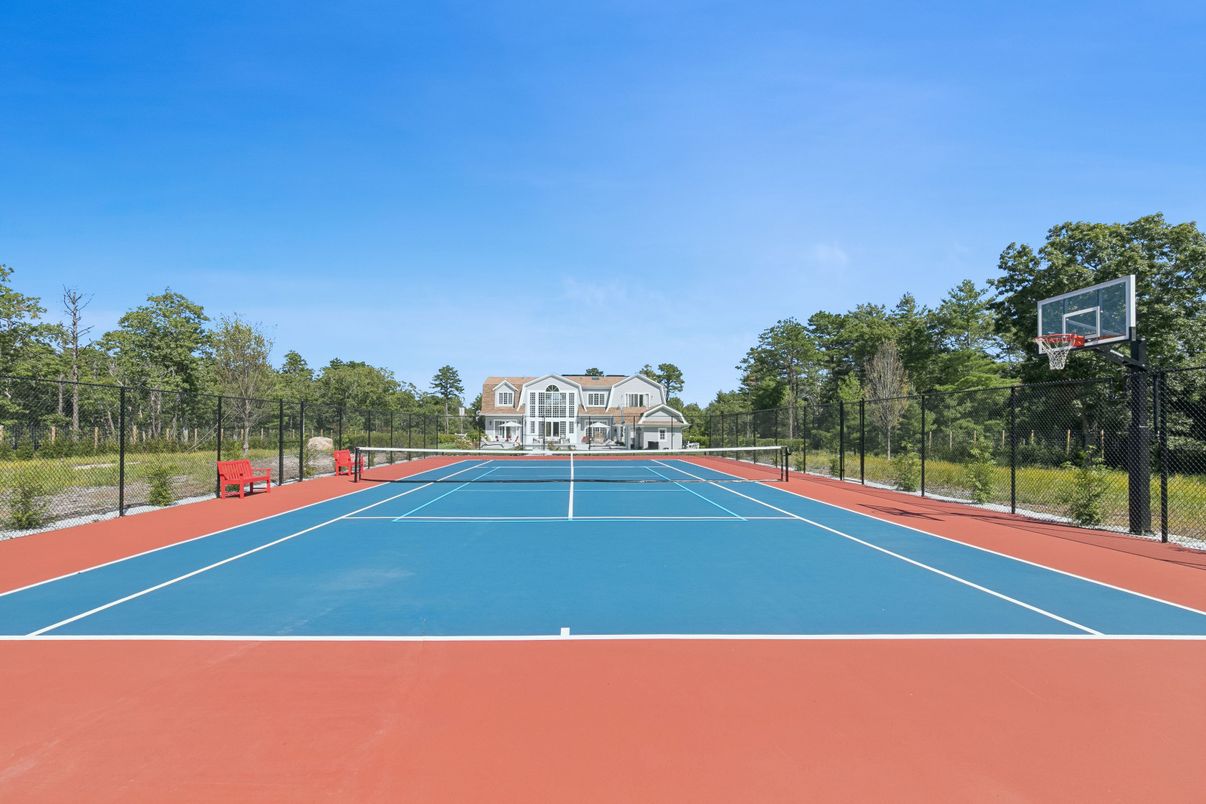 Exterior, Tennis Courts