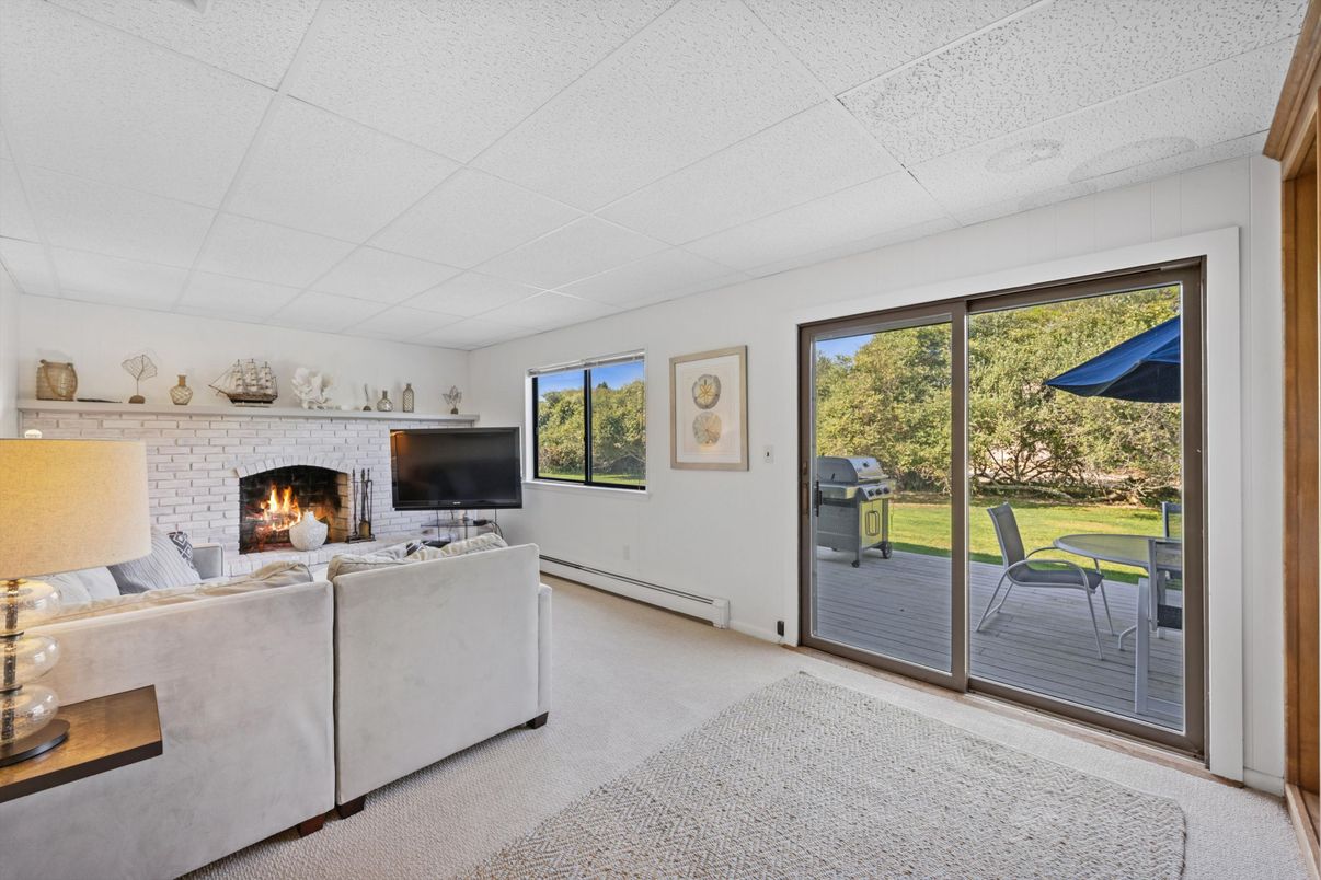 Fireplace, Interior, Living room