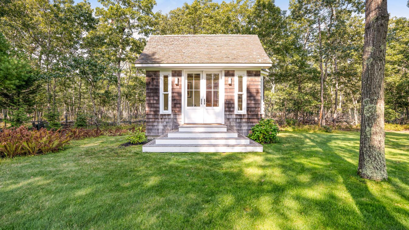 Backyard, Exterior, Facade, Georgian