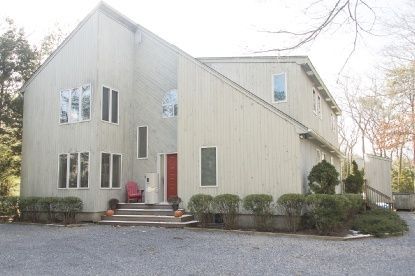 Exterior, Facade, Farmhouse