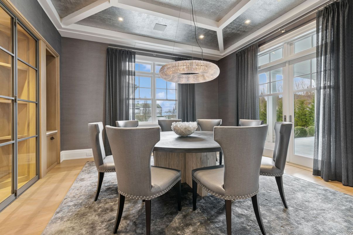 Chandelier, Dining room, Interior, Pendant Lights, Recessed Lighting, Wood Texture Flooring