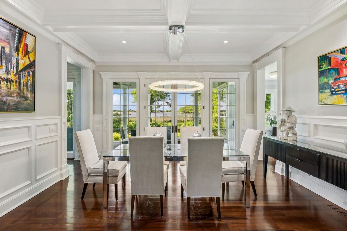 Dining room, Interior, Pendant Lights, Recessed Lighting, Wood Texture Flooring