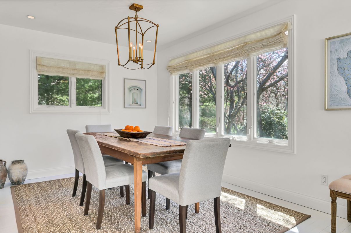 Chandelier, Dining room, Interior, Pendant Lights, Recessed Lighting