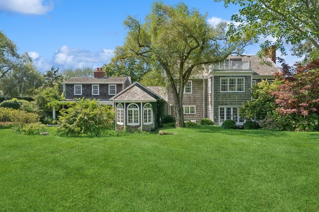 Backyard, Exterior, Facade, Georgian