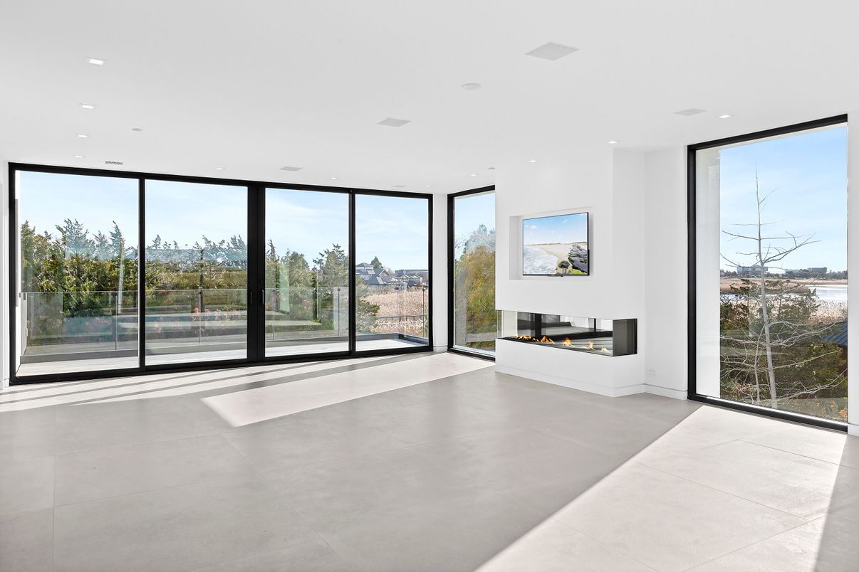 Empty room, Fireplace, Interior, Recessed Lighting