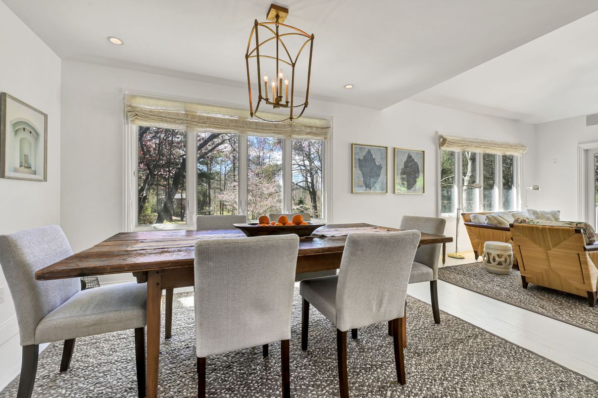 Chandelier, Dining room, Interior, Living room, Pendant Lights, Recessed Lighting, Wood Texture Flooring