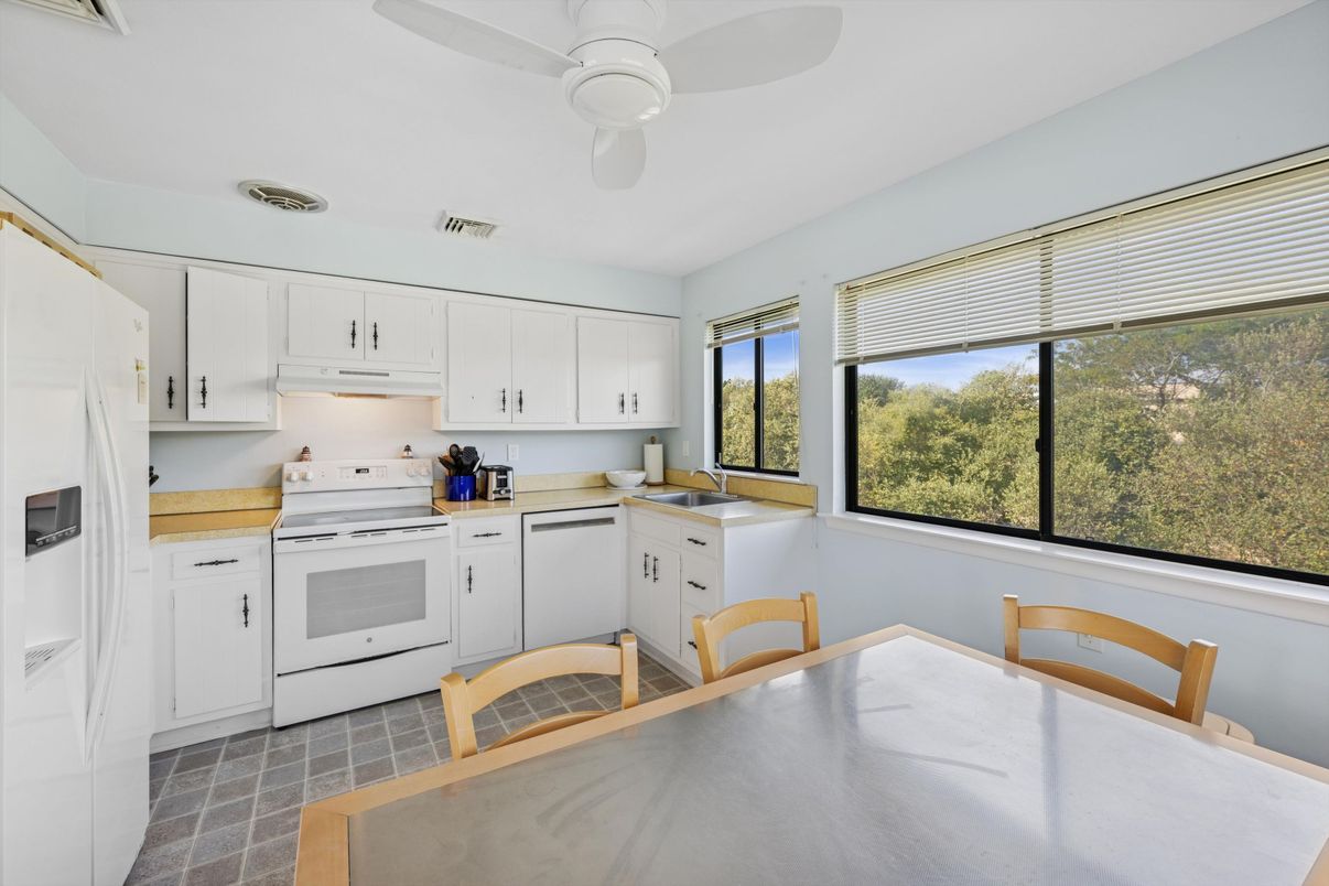 Dining room, Interior, Kitchen