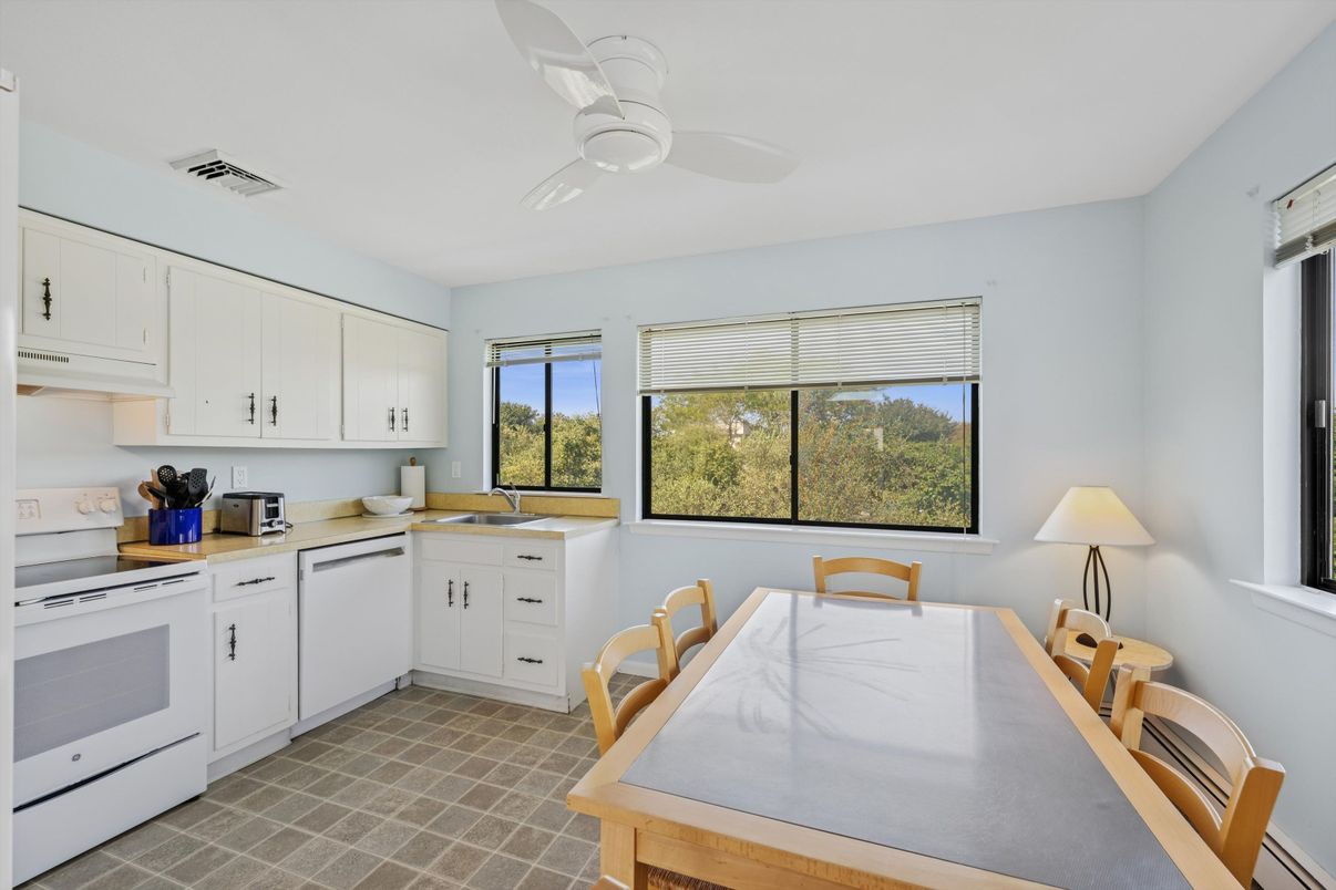 Dining room, Interior, Kitchen