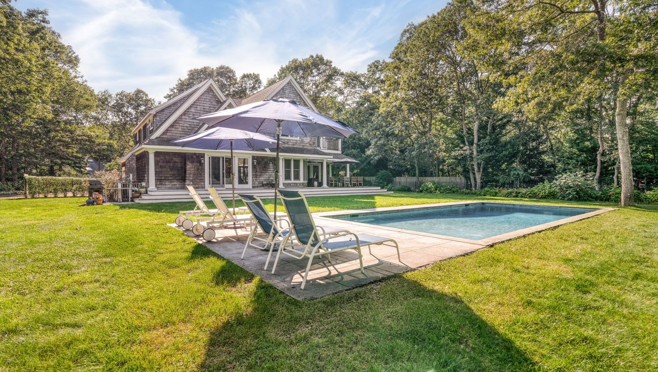 Backyard, Exterior, Pool