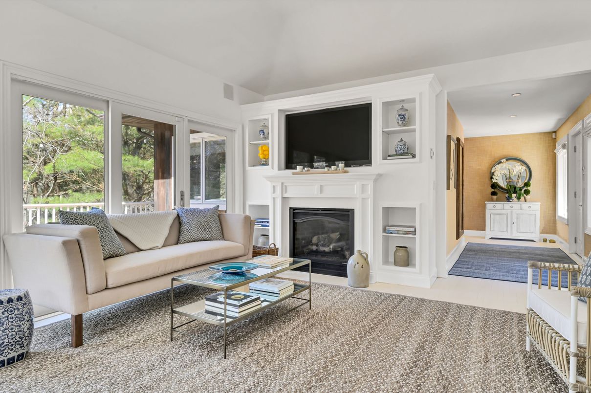 Fireplace, Interior, Living room, Recessed Lighting