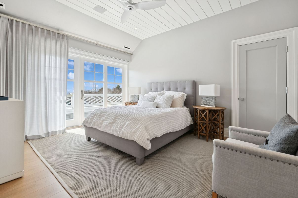 Bedroom, Interior, Water, Wood Texture Flooring