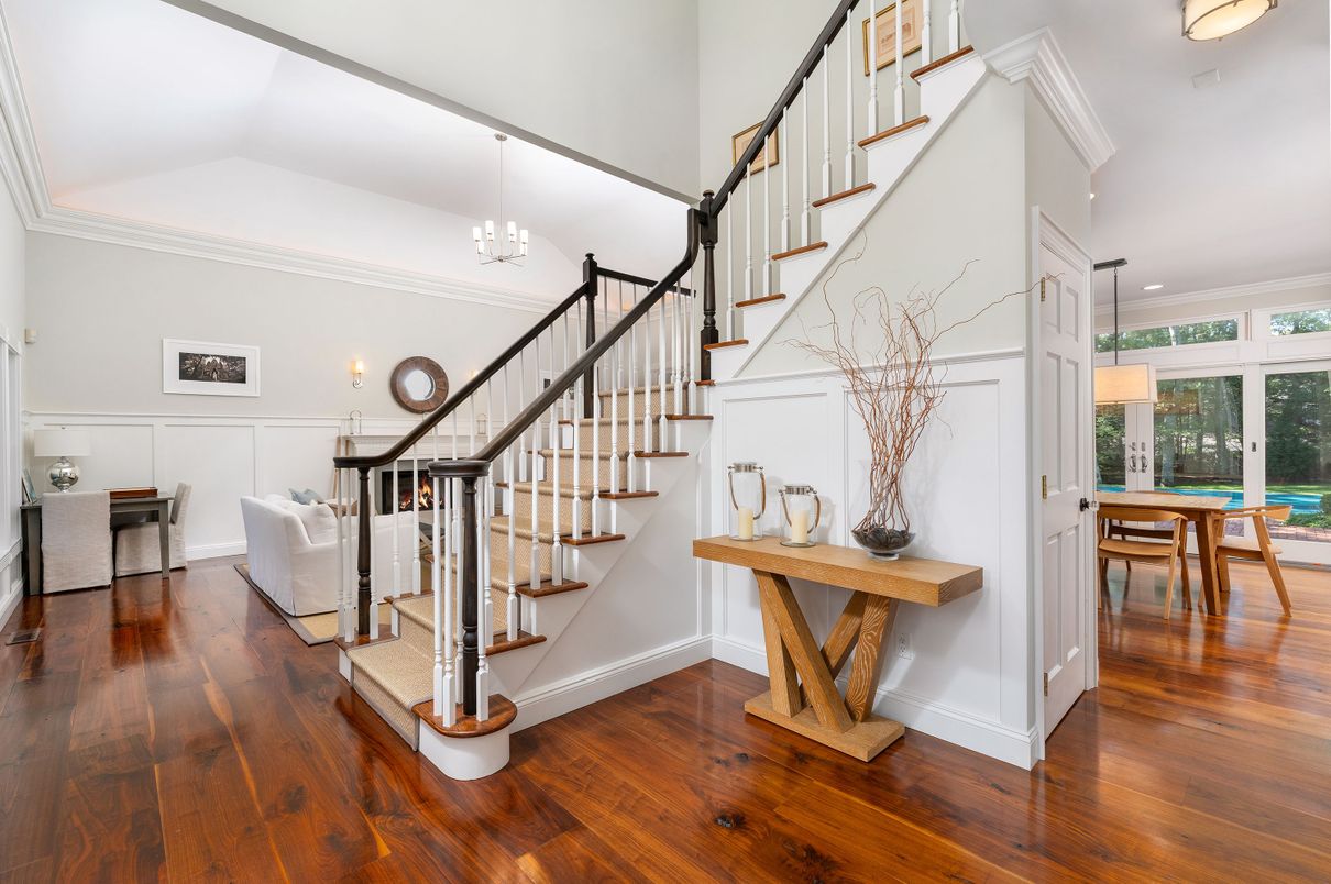 Chandelier, Dining room, Interior, Wood Texture Flooring