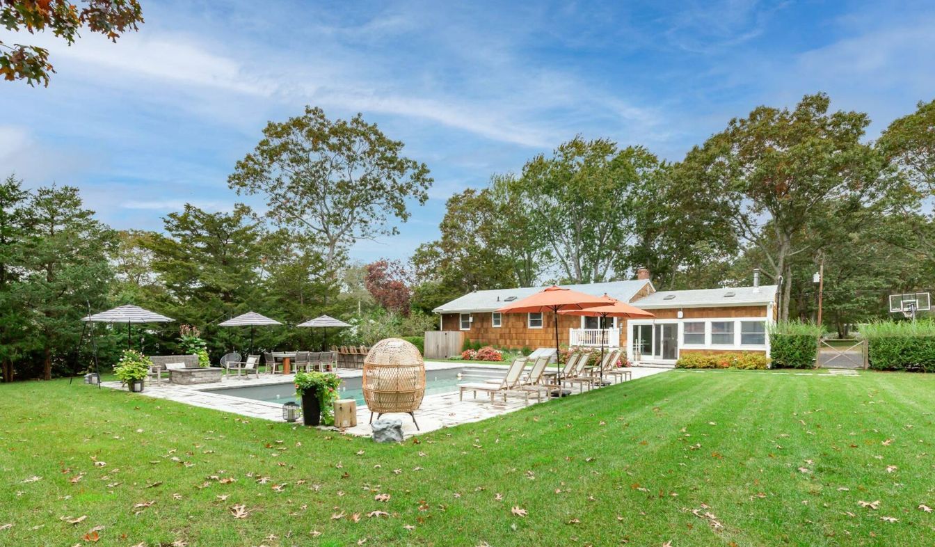 Backyard, Exterior, Pool