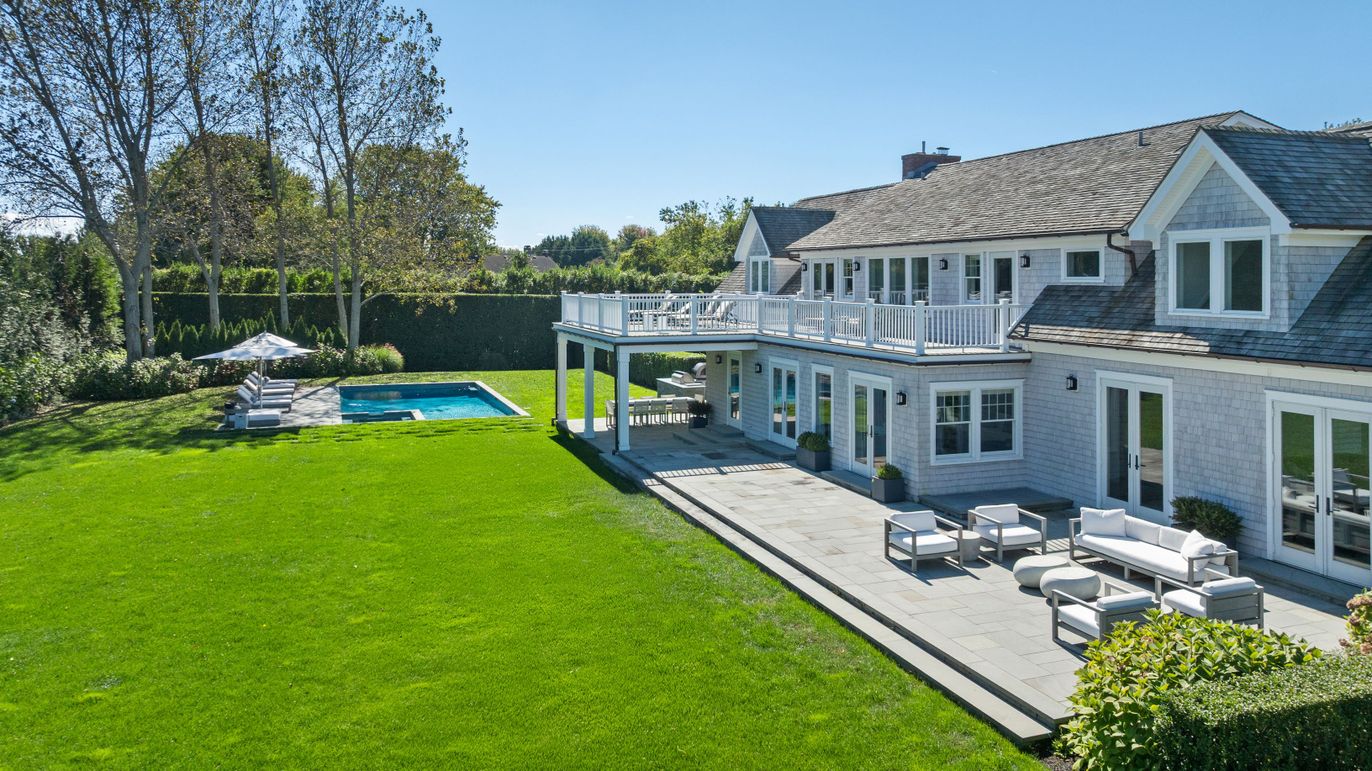 Backyard, Exterior, Pool