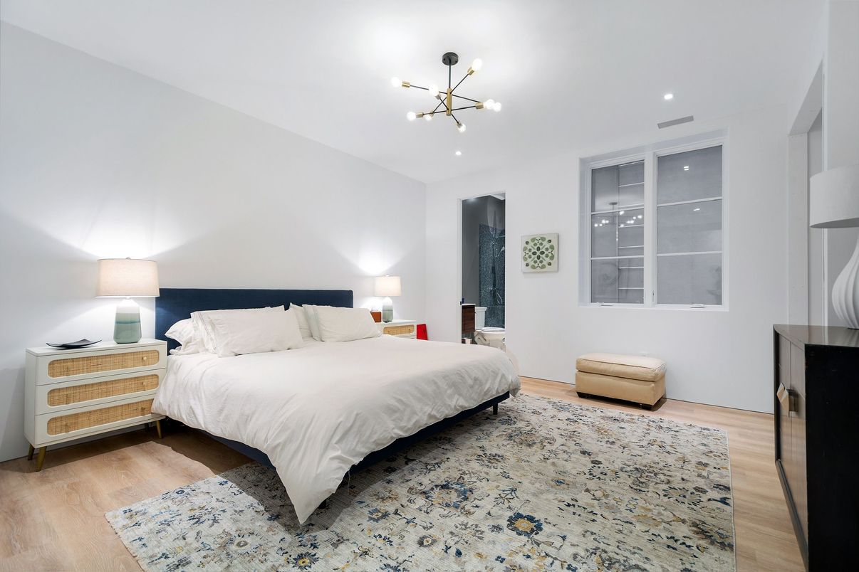 Bedroom, Interior, Pendant Lights, Recessed Lighting, Wood Texture Flooring