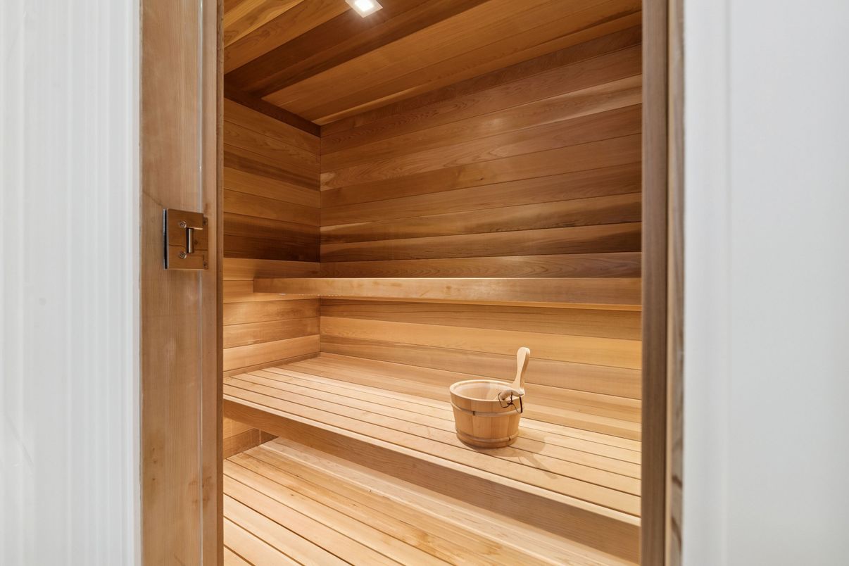 Interior, Recessed Lighting, Sauna Room