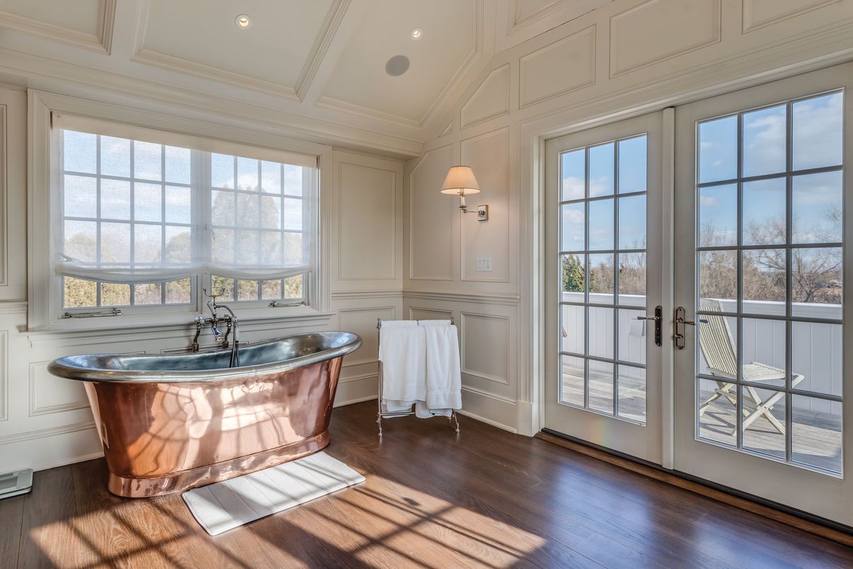 Bathroom, Free Standing Baths, Interior, Recessed Lighting, Wood Texture Flooring