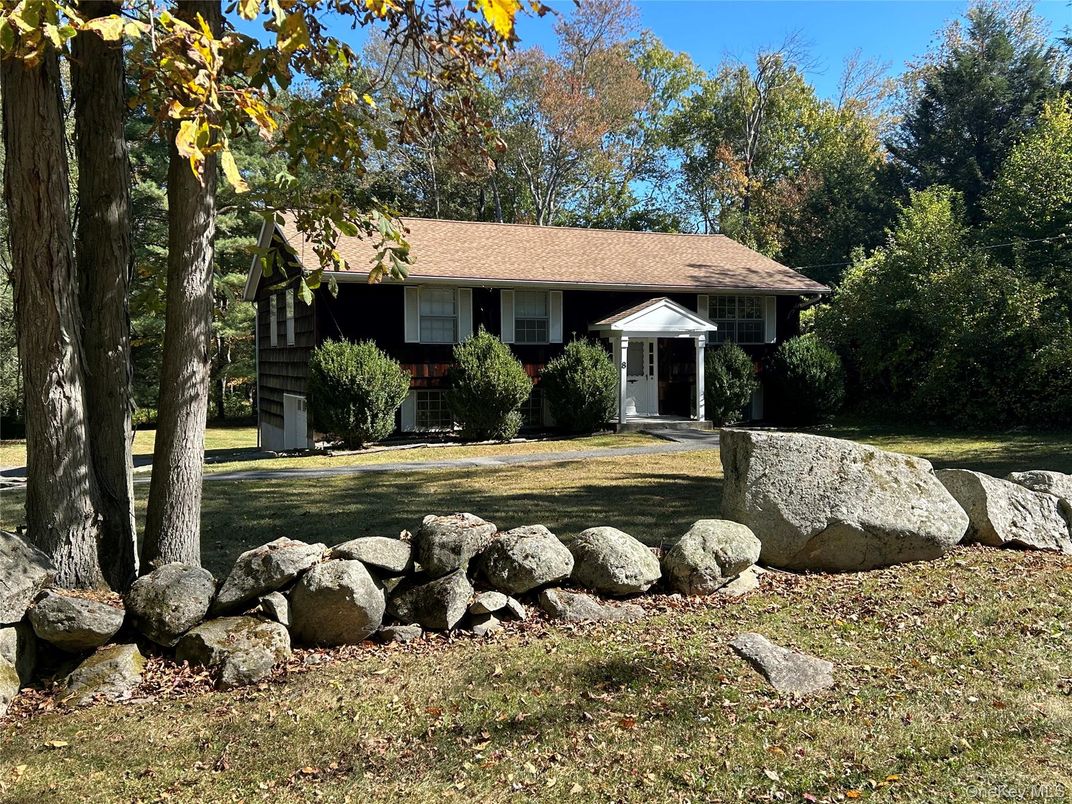 Backyard, Exterior, Facade, Cape Cod