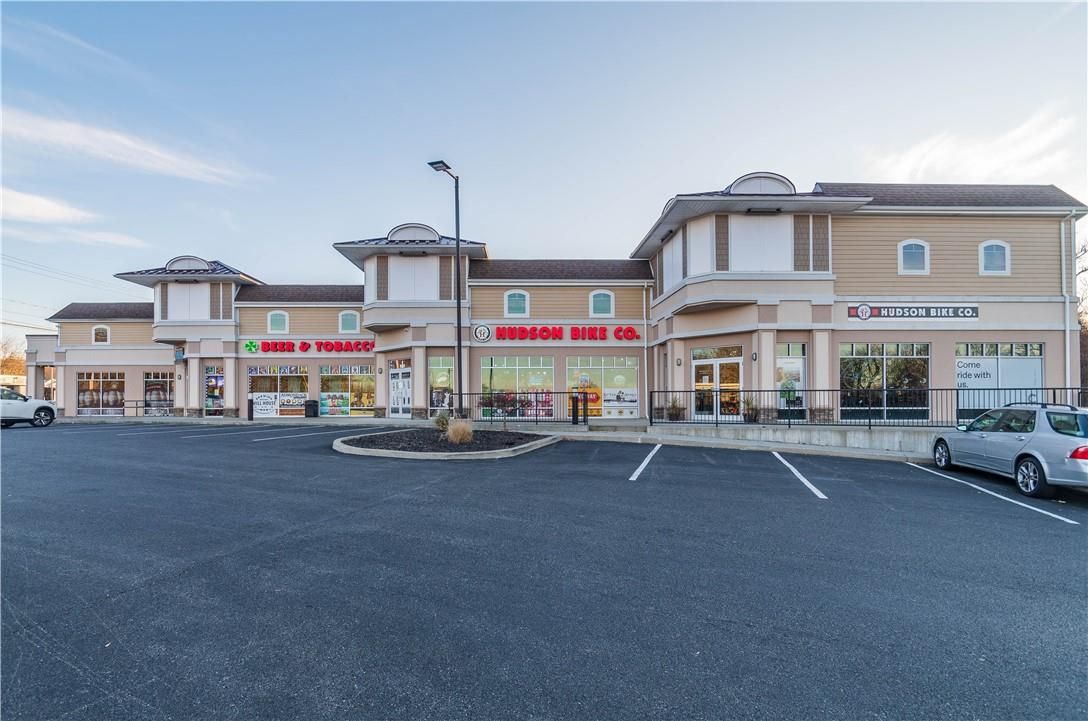 Attached, Exterior, Facade, French Provincial