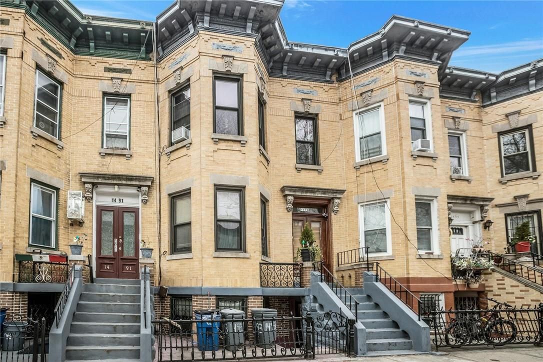 Exterior, Facade, Brick Facade, Brownstone