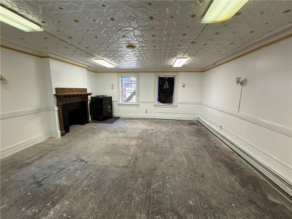 Empty room, Fireplace, Interior, Recessed Lighting