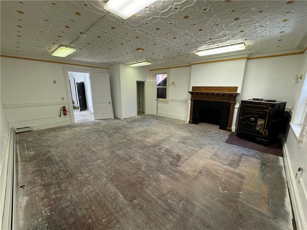 Empty room, Fireplace, Interior, Recessed Lighting