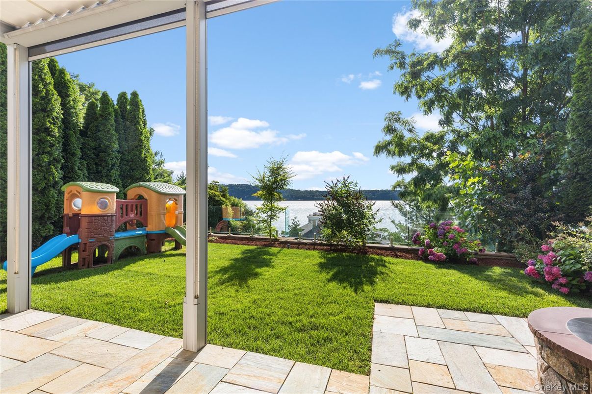 Backyard, Exterior, Playground, Water