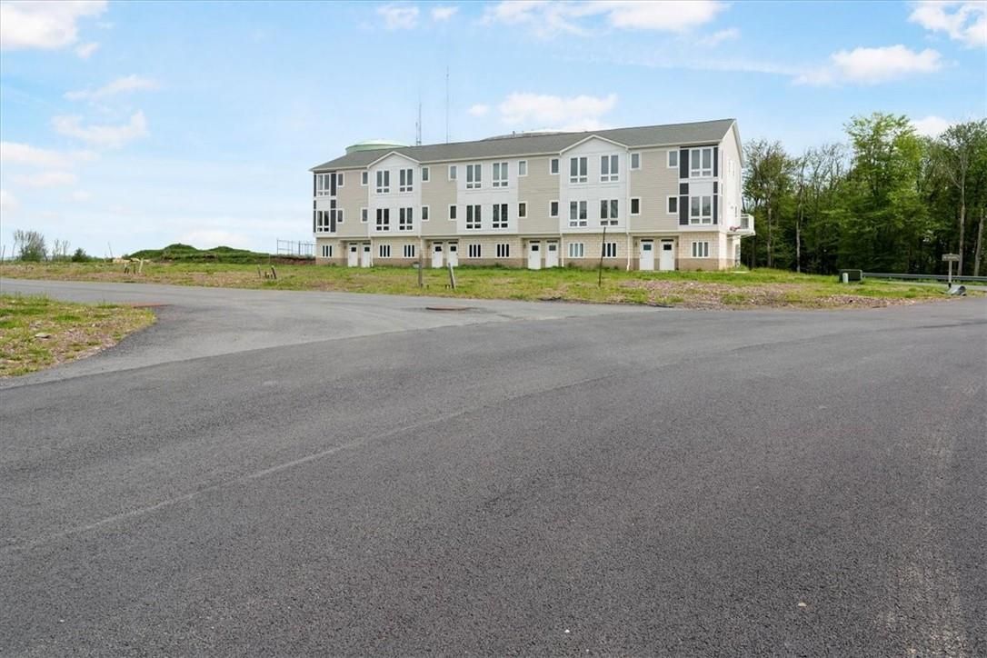 Attached, Exterior, Facade, Georgian