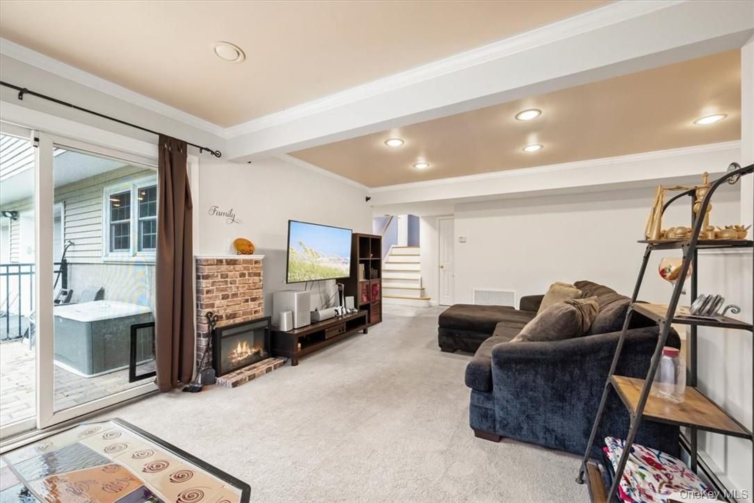 Fireplace, Interior, Living room, Recessed Lighting