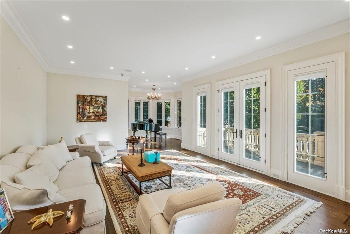 Chandelier, Interior, Living room, Recessed Lighting, Wood Texture Flooring