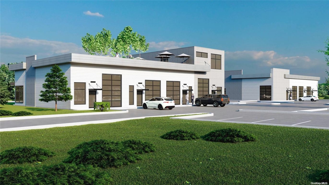 Attached, Exterior, Facade, Modern