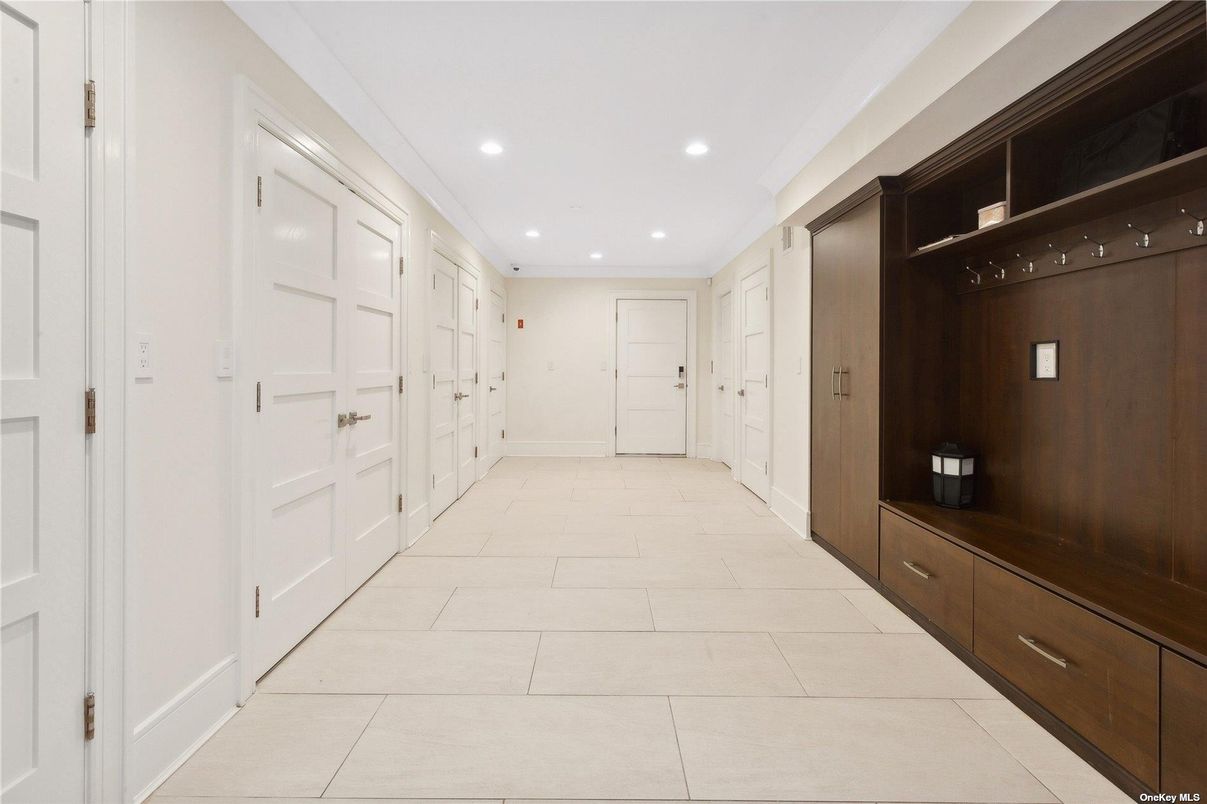 Interior, Recessed Lighting