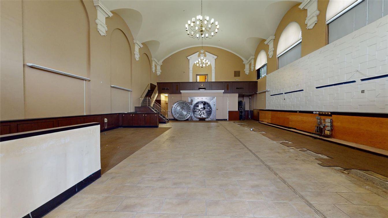 Chandelier, Interior, Pendant Lights